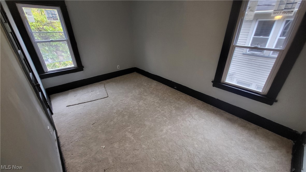 Cleveland, Ohio 44108, United States, 2 Bedrooms Bedrooms, ,1 BathroomBathrooms,Residential,Active,19444