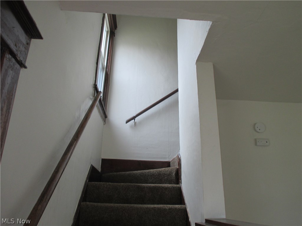 City/Newton Falls Sec 03 - Residential Income