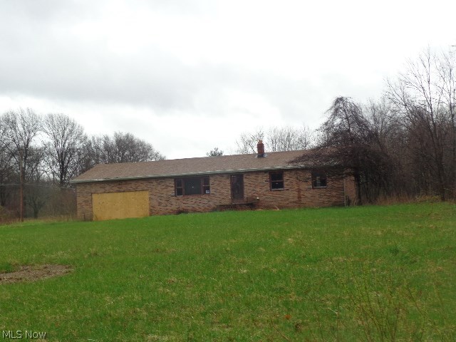 Ranch home with 3 bedrooms and 1 full bath. It has a 2 car attached garage. Property sold as is. No guarantees. No warranties. Must be pre-approved or show proof of funds. Employees and family members residing with employees of JPMorgan Chase Bank, N.A, its affiliates or subsidiaries are strictly prohibited from directly or indirectly purchasing any property owned by JPMorgan Chase Bank, N.A.