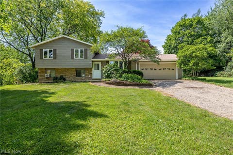 Homes For Sale - 10614 Jones Road<br/> Litchfield, OH 44253