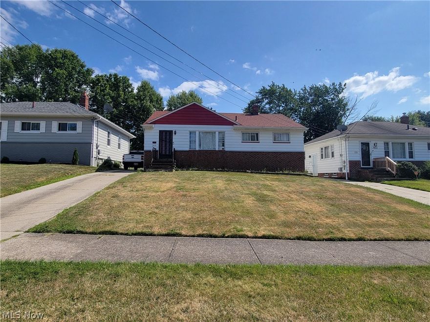 With a little TLC this home can be quite the gem! This home offers 3 bedrooms, 1.5 baths, an eat-in kitchen and a  2+ car detached garage.  The basement offers more space in the finished area. The back yard offers a perfect place for entertaining.  The roof was replaced in 2023, hardwood floors throughout. Schedule your showing today!