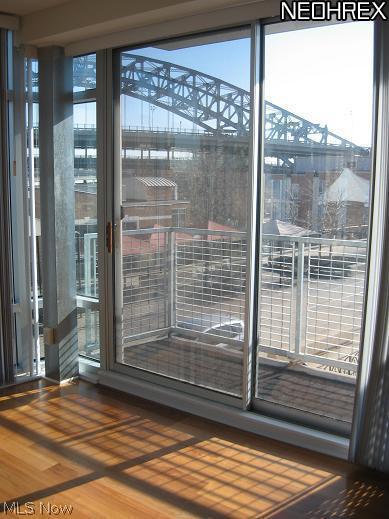 Stonebridge Plaza - Residential