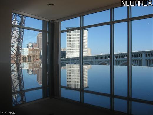 Stonebridge Plaza - Residential