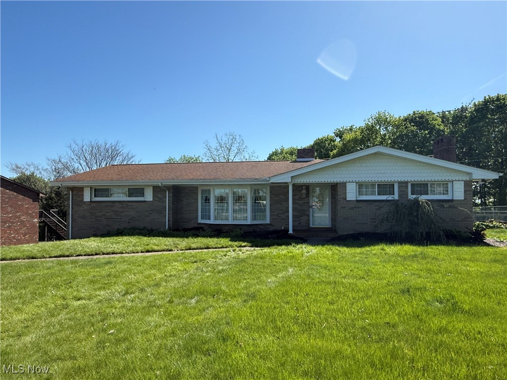 324 Lovers Lane, Steubenville, Ohio image 1