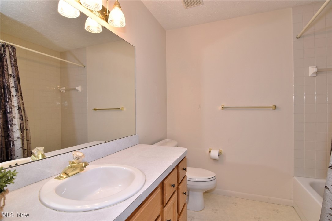 700 Hampton Circle #6, Aurora, Ohio image 28
