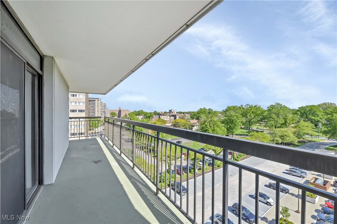 12550 Lake Avenue #805, Lakewood, Ohio image 8