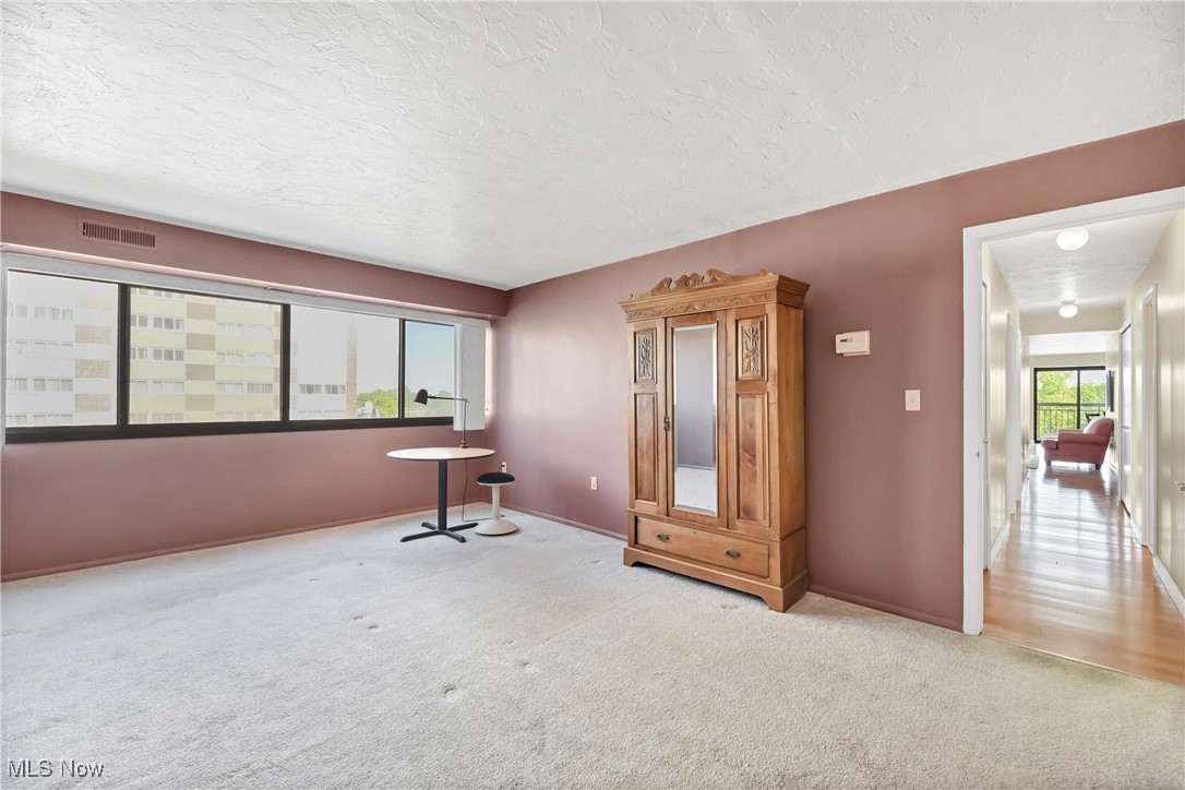 12550 Lake Avenue #805, Lakewood, Ohio image 25
