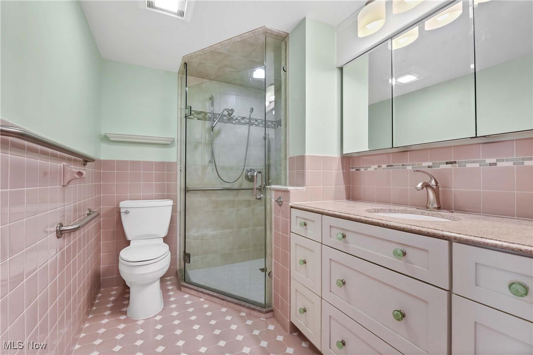12550 Lake Avenue #805, Lakewood, Ohio image 28