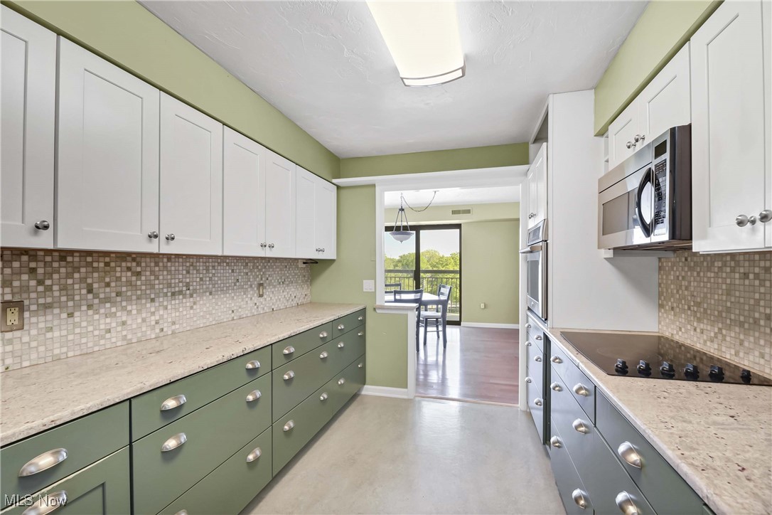 12550 Lake Avenue #805, Lakewood, Ohio image 18