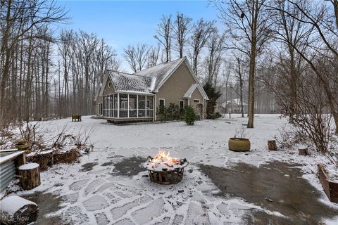 Tiny photo for 16155 Addington Court, Newbury, OH 44065 (MLS # 5176760)