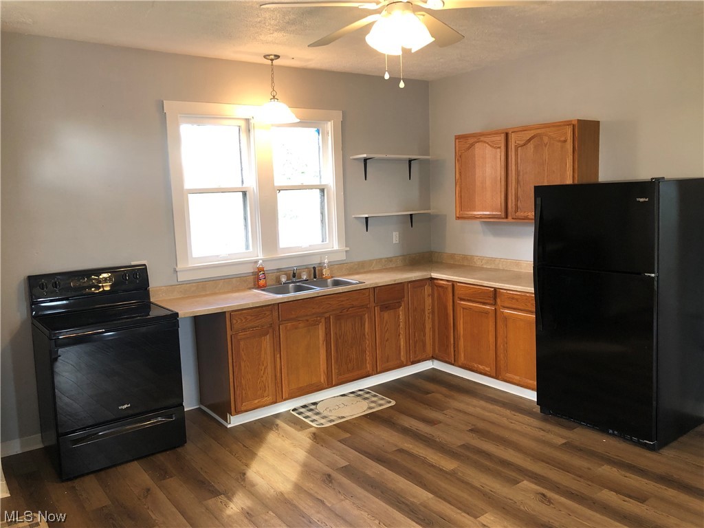 Hunts Add 05 - Residential Lease