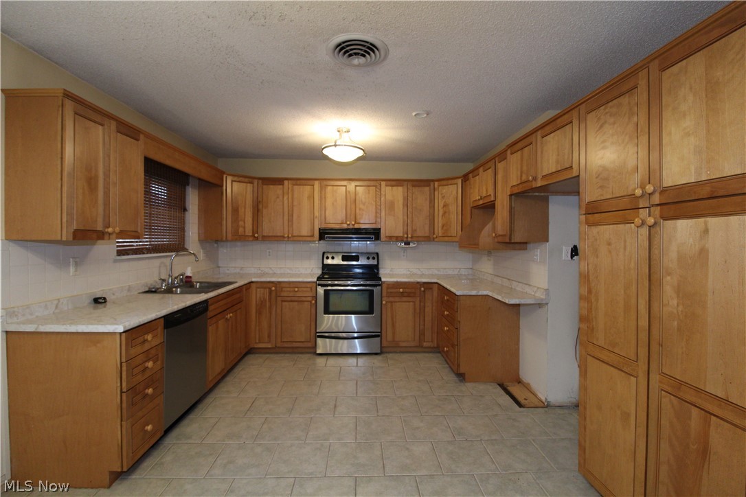 E Vienna Heights - Residential