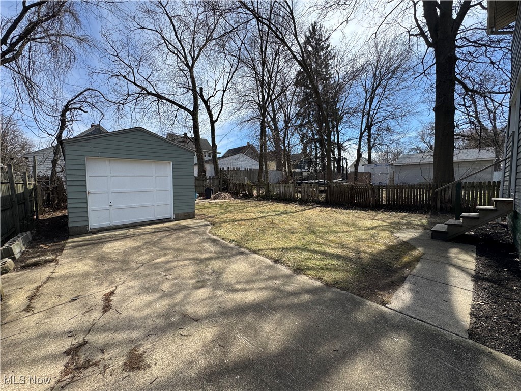 1013 Celina Avenue, Akron, Ohio image 4