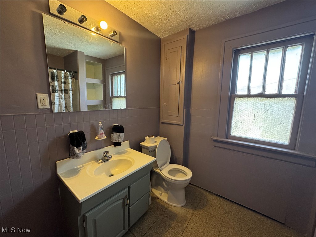 1013 Celina Avenue, Akron, Ohio image 17