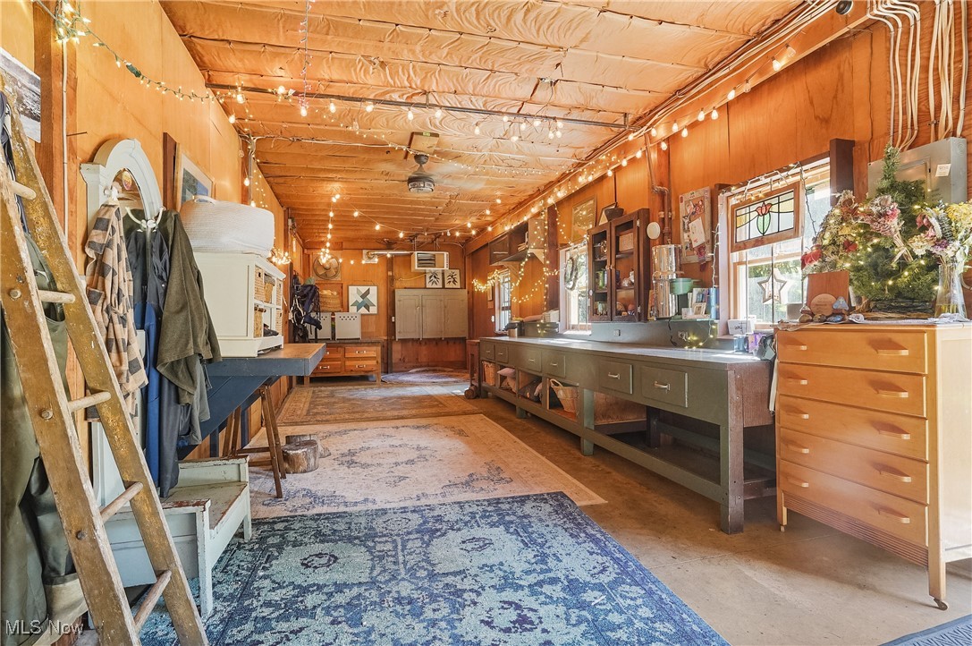 Medina Line Road - Residential