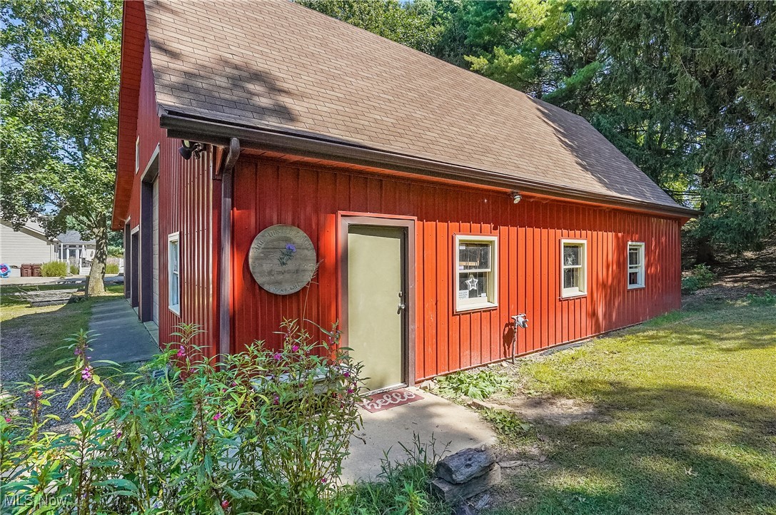 Medina Line Road - Residential