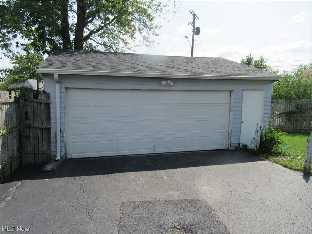 Scott-Hall-Clark Companys Sub - Residential Lease