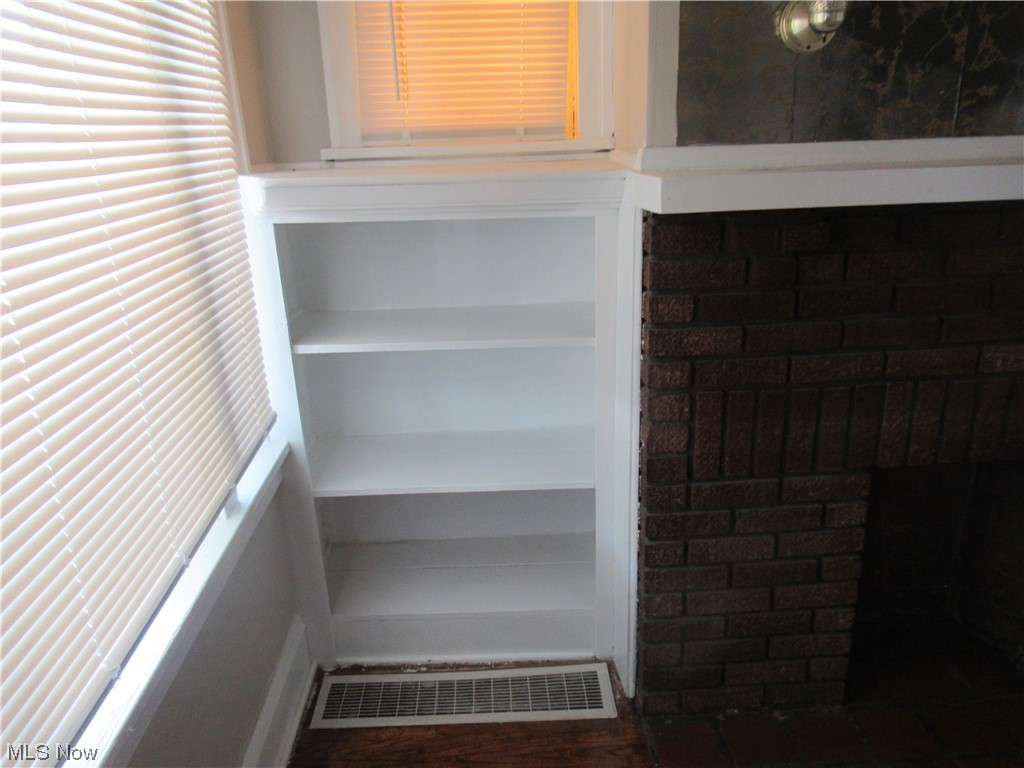 Scott-Hall-Clark Companys Sub - Residential Lease