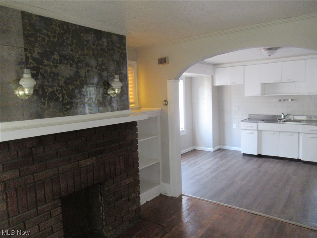 Scott-Hall-Clark Companys Sub - Residential Lease