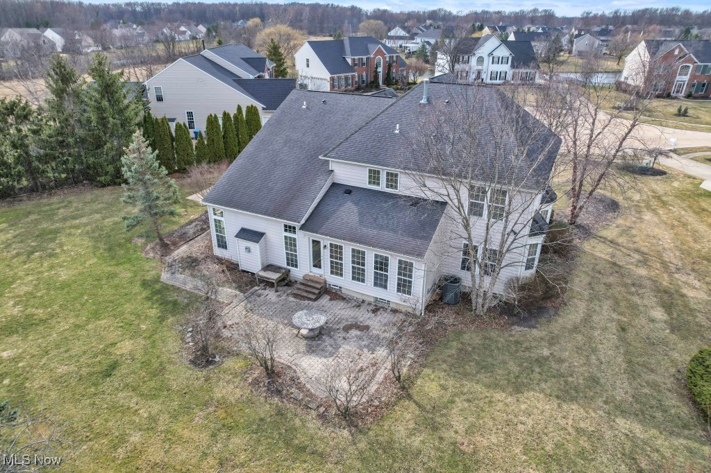 3387 Burgundy Circle, Avon, Ohio image 9