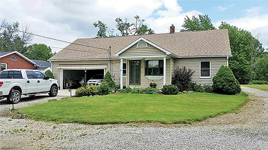 Absolute auction, all sells to the highest bidders on location. Friday – August 18, 2017 – 12:00 PM. Real Estate Sells At 12:30 PM. Features a good ranch home situated on an 80’ x 375’ lot located close to State St. Zoned B-2. Main floor has kitchen, living room, dining room, sun room, 2 bedrooms and 2 full baths. Second story has one large room, full bath, plus attic. Basement having a gas FA furnace, central A/C, city water & septic (sewer available.) Large 4-car garage w/overhead doors at each end, plus a nice 32’ x 40’ pole barn to rear having concrete, electric, 14’ and 10’ overhead doors (RV plug). Home has updated 3 dim. shingles. Terrific location! Use for your home or business! Check it out! TERMS ON REAL ESTATE: 10% down auction day, balance due at closing. A 10% buyer’s premium will be added to the highest bid to establish the purchase price, which goes to the seller. Any desired inspections must be made prior to bidding. All information contained herein was derived from sou