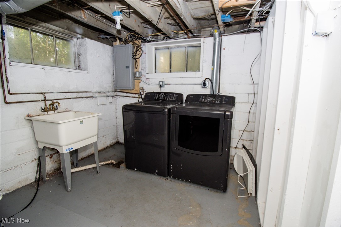 858 Roanoke Road, Cleveland Heights, Ohio image 16
