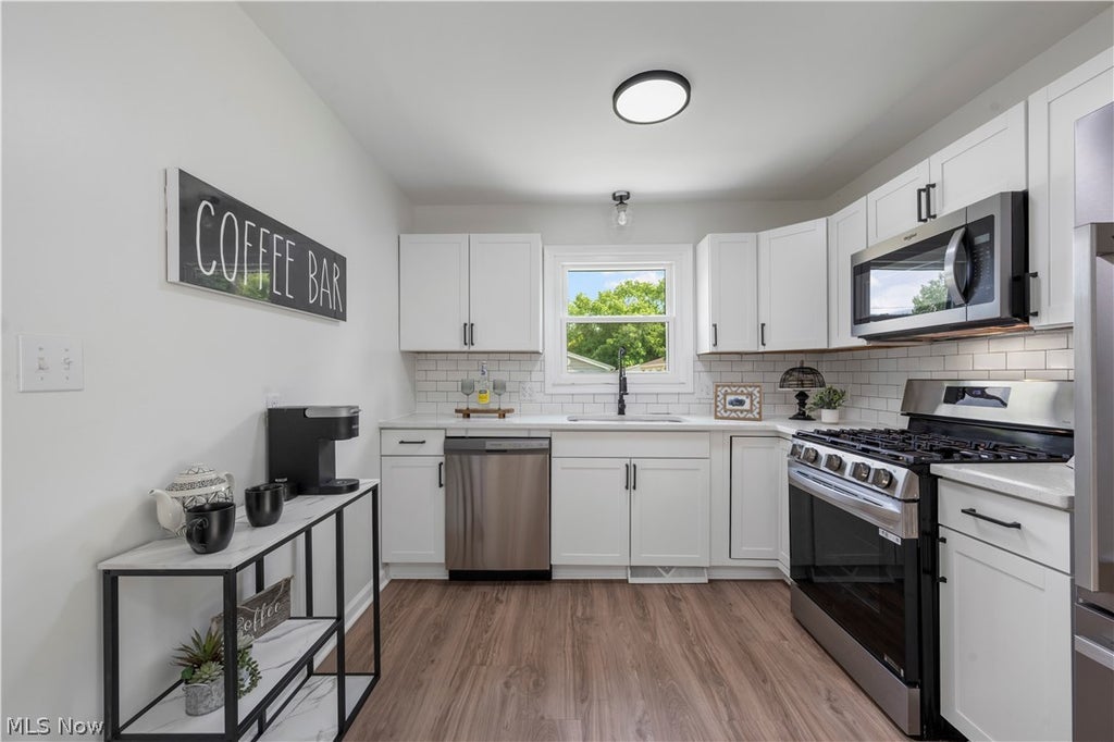 Photo of 1270 Chandler Avenue, Akron, OH 44314 (MLS # 5216730)