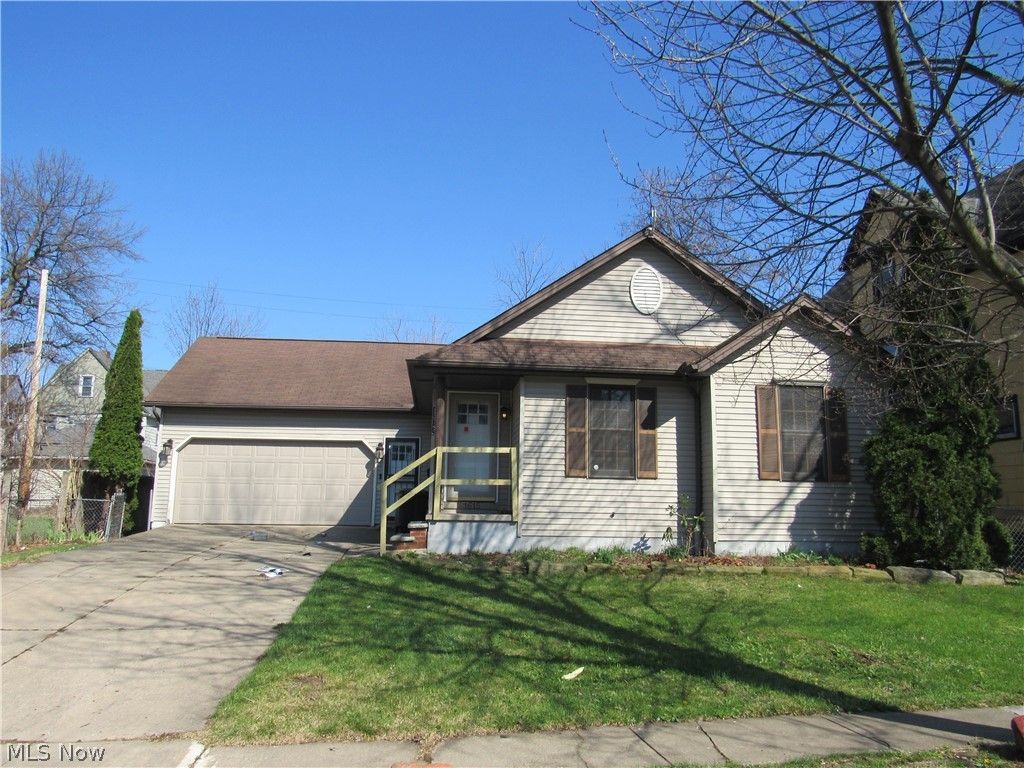Photo of 1615 E 84th Street, Cleveland, OH 44103 (MLS # 5199600)