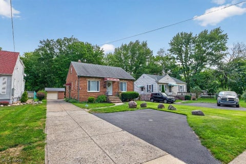Homes For Rent - 4209 Clague Road<br/> Cuyahoga County, North Olmsted, OH 44070