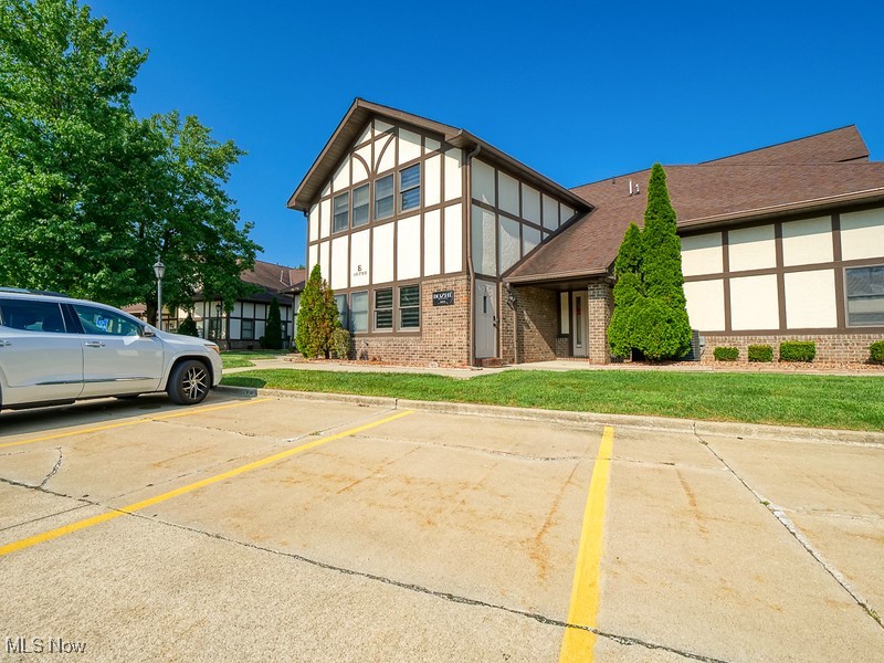 10850 Pearl Road E-4