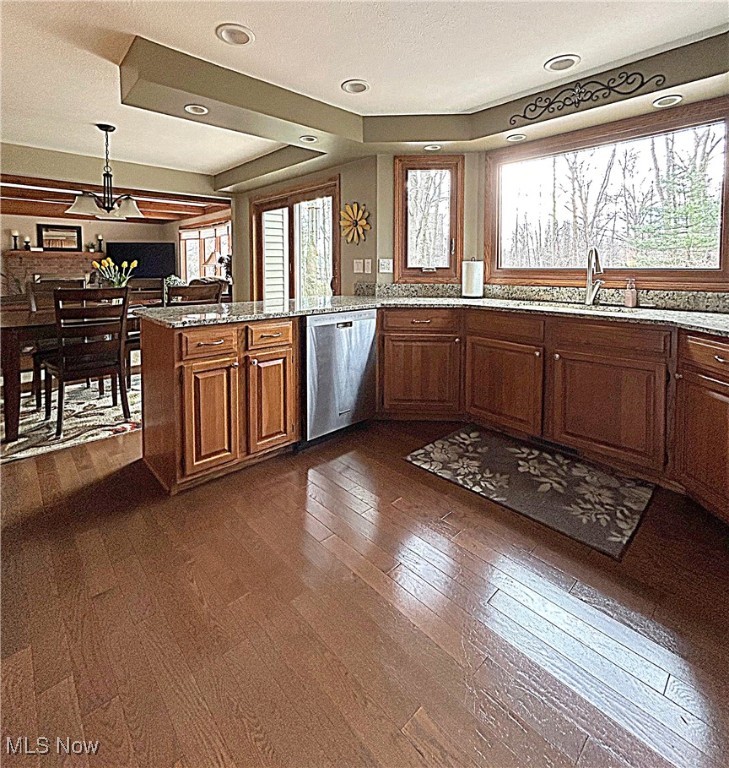 2916 Laurel Woods Boulevard, Stow, Ohio image 11