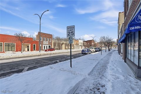 Tiny photo for 1014 Kenmore Boulevard, Akron, OH 44314 (MLS # 5184922)