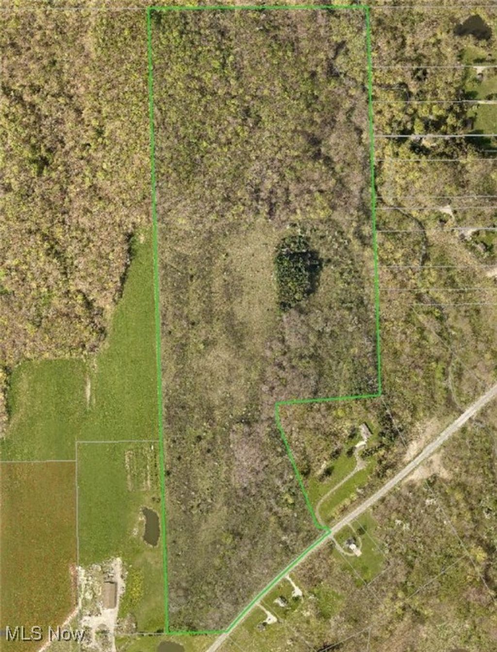 Photo of 14700 Rock Creek Road, Chardon, OH 44024 (MLS # 5165799)