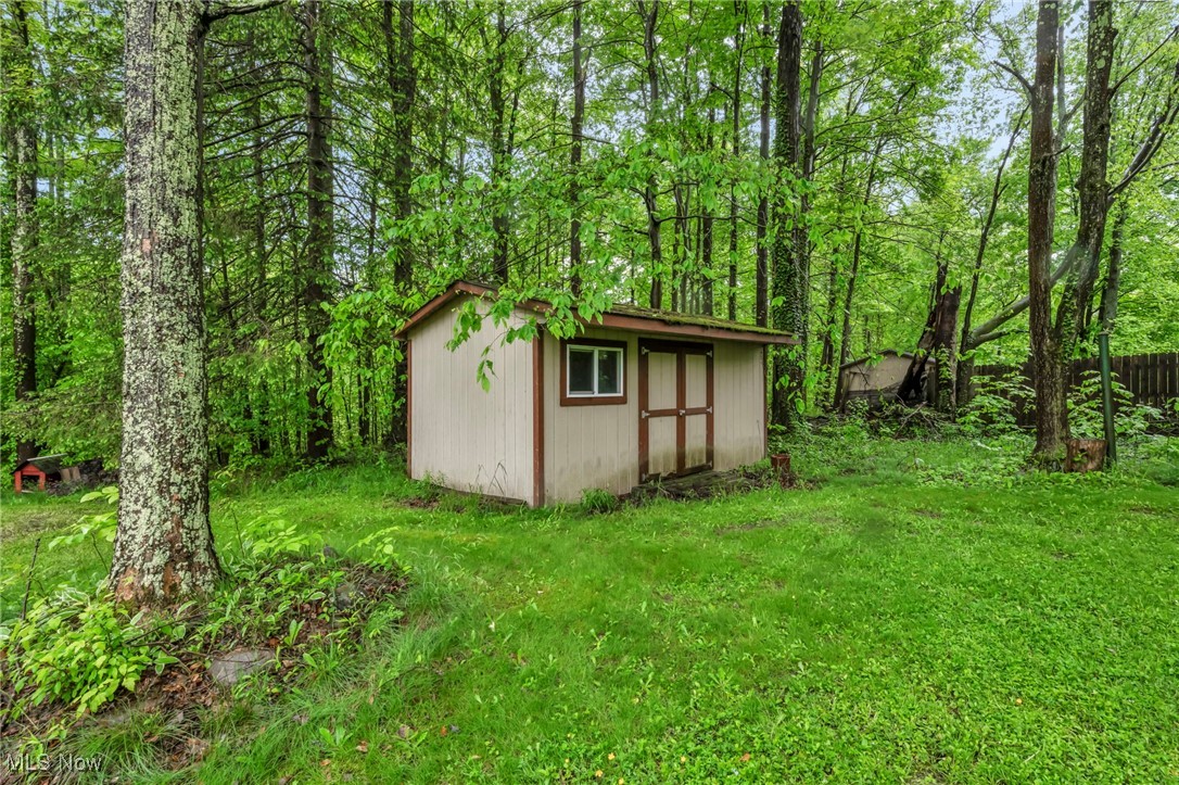 13443 Lakewood Drive, Chesterland, Ohio image 10
