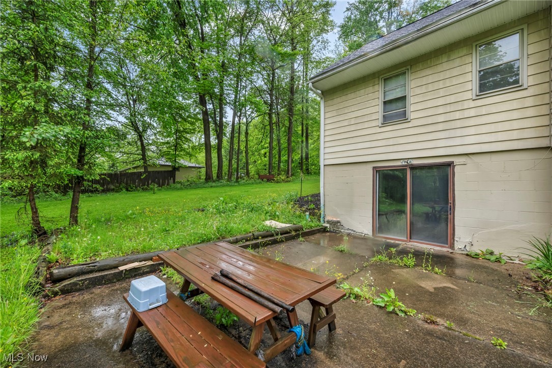 13443 Lakewood Drive, Chesterland, Ohio image 9