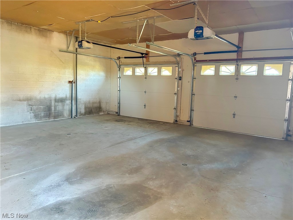 HILLANDALE ESTATE - Residential