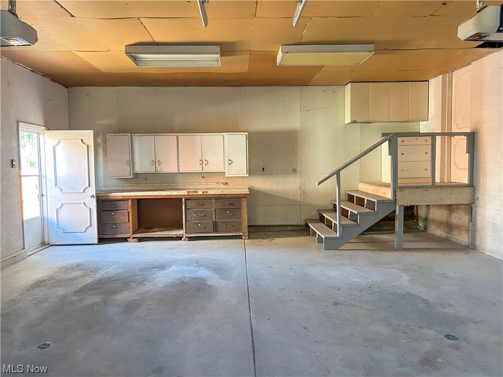 HILLANDALE ESTATE - Residential