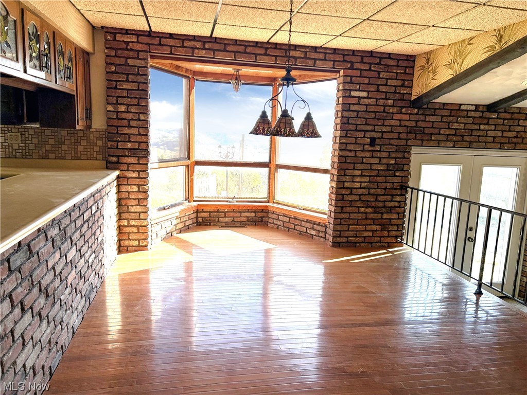 HILLANDALE ESTATE - Residential