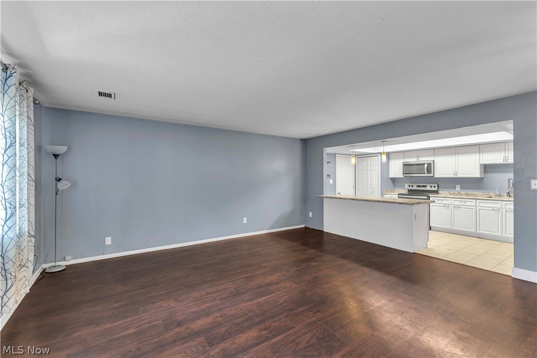 Bay Landing Condo - Residential