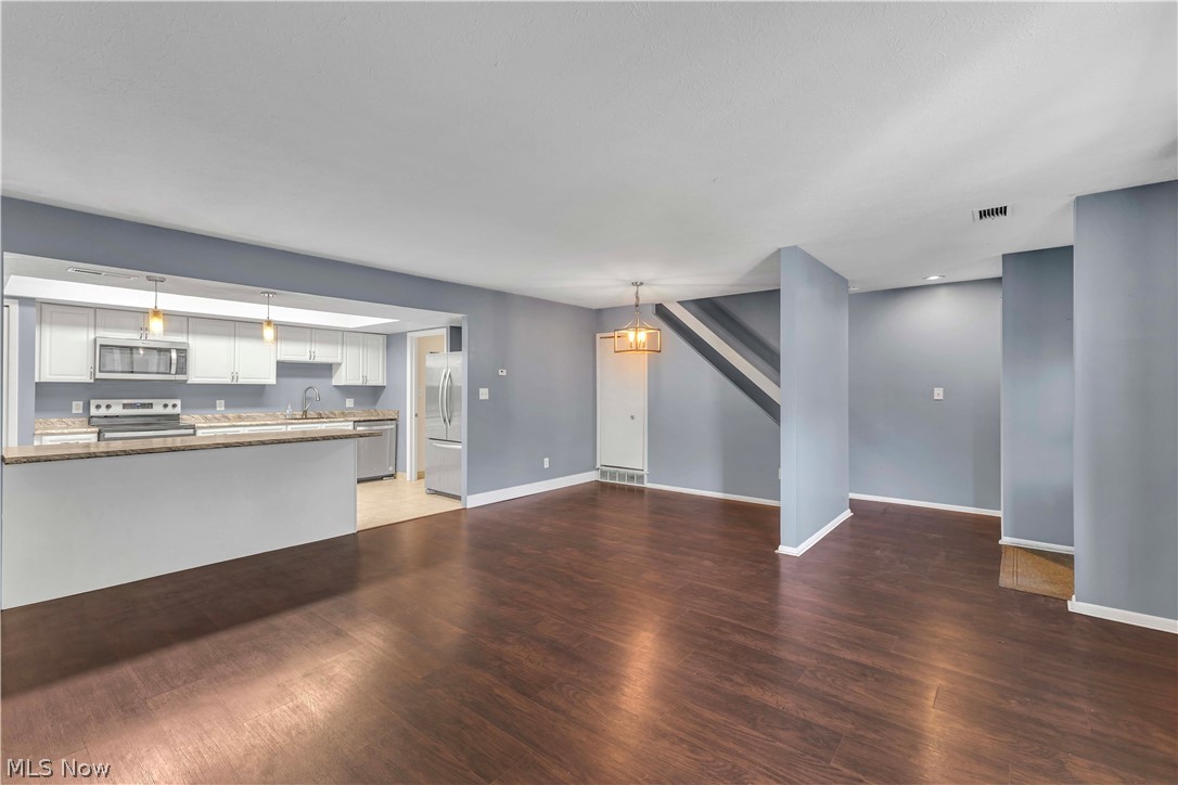 Bay Landing Condo - Residential