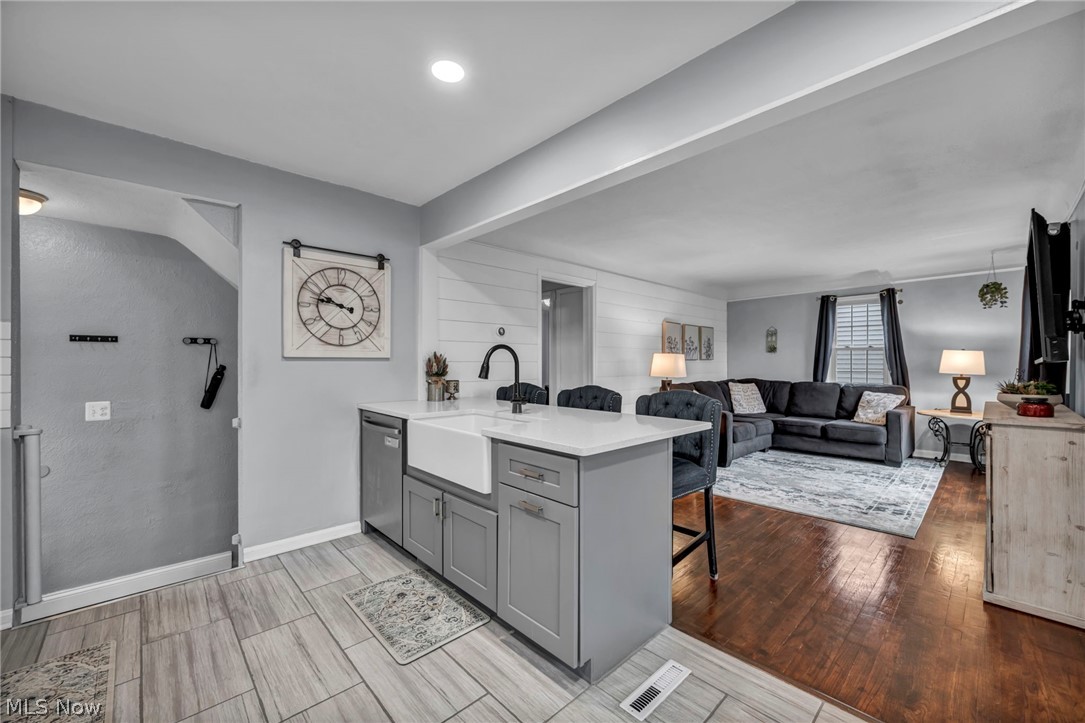 Associated Inv Cos Orchard Heights - Residential