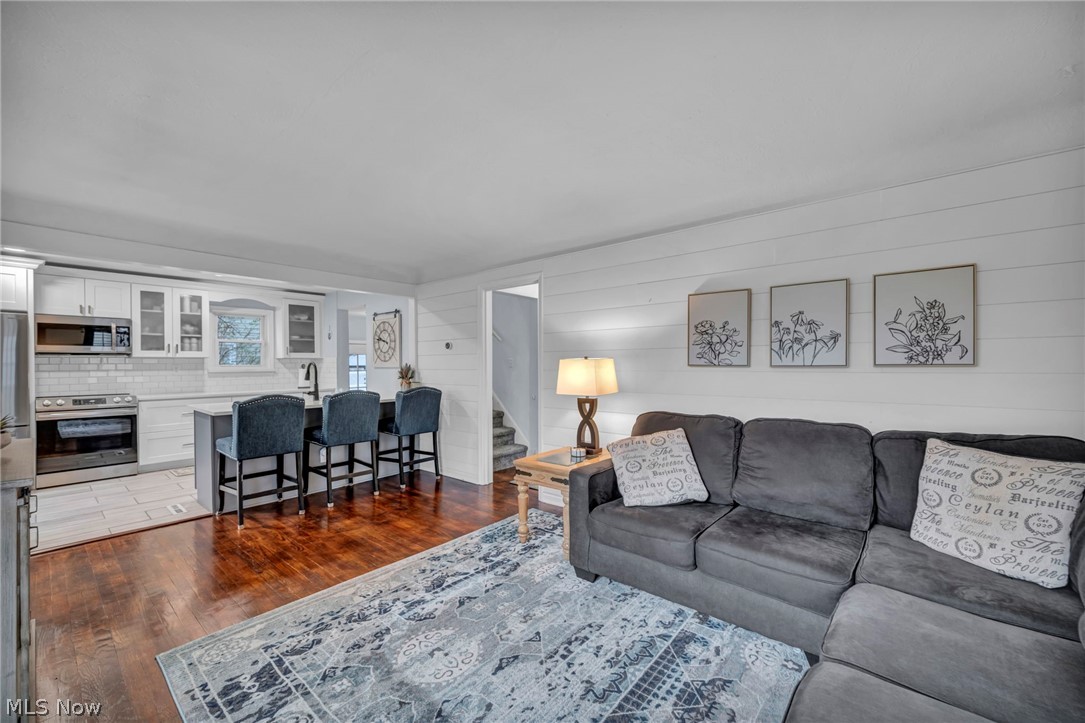 Associated Inv Cos Orchard Heights - Residential