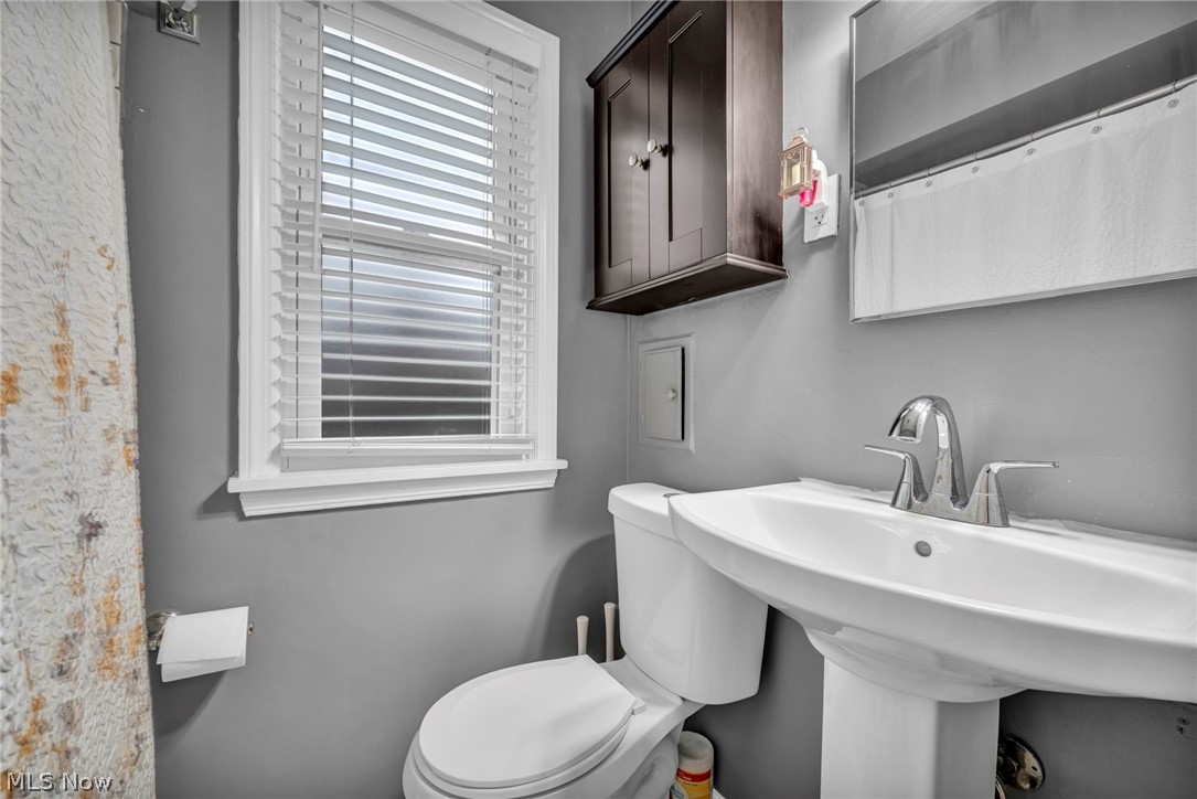 Associated Inv Cos Orchard Heights - Residential