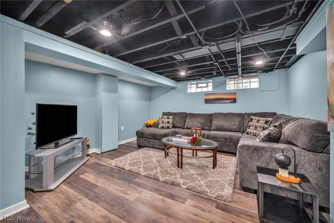 Associated Inv Cos Orchard Heights - Residential