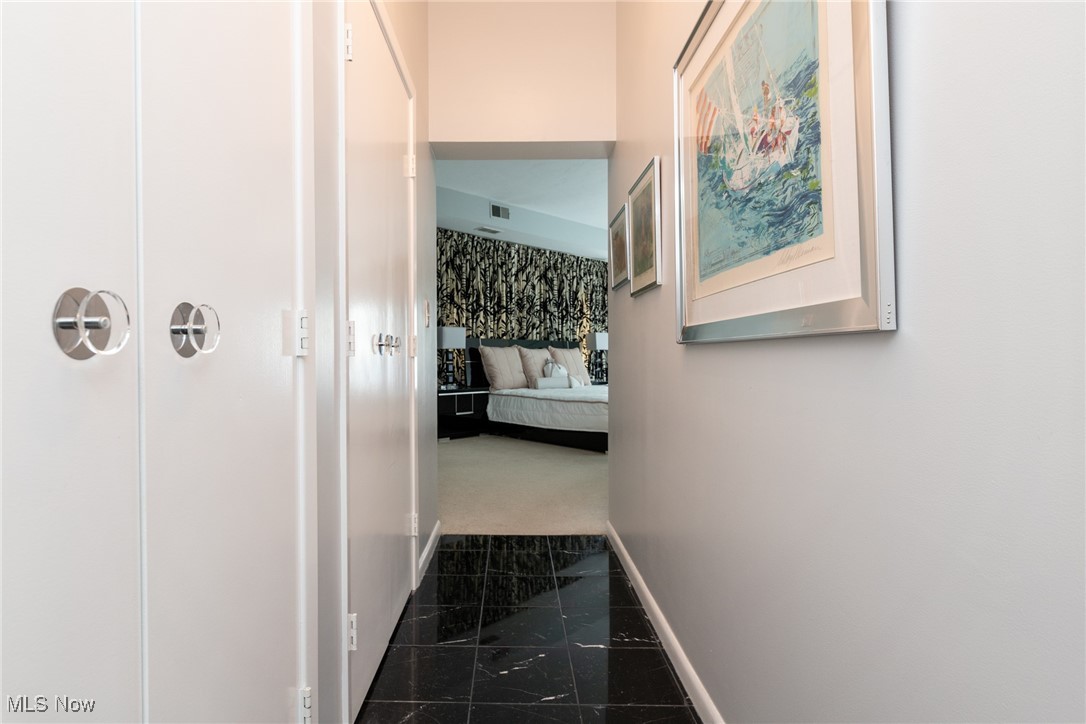 Acacia On The Green Condo - Residential