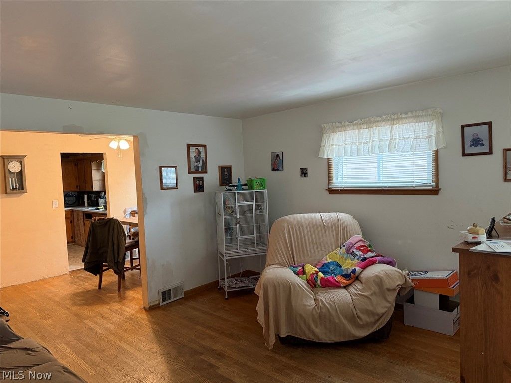 Photo of 1546 Meadowbrook AVE, Youngstown, OH 44514 (MLS # 5207891)