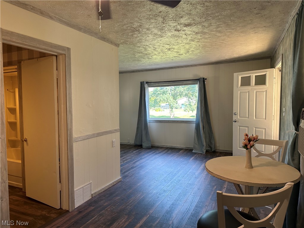 Wooster Ave Allotment - Residential