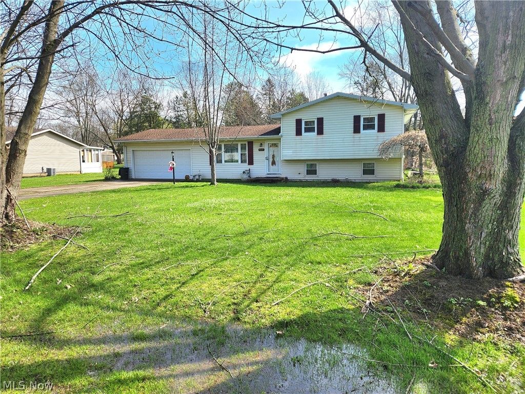 Photo of 7068 Woodell Avenue, Canton, OH 44730 (MLS # 5200719)