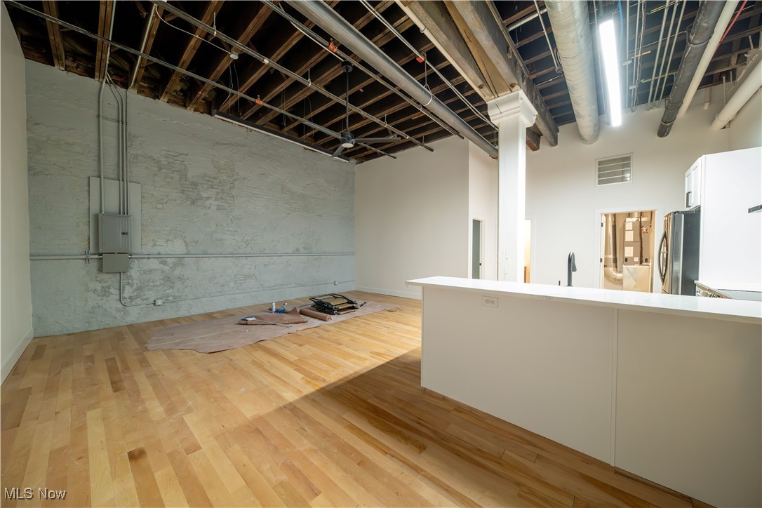 Cleveland, Ohio 44113, United States, ,Commercial,Active,128563