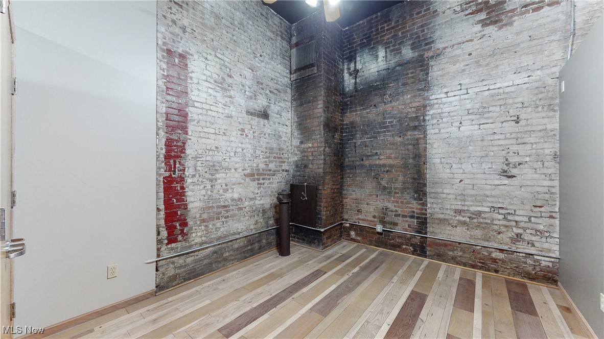 Cleveland, Ohio 44113, United States, ,Commercial,Active,128563